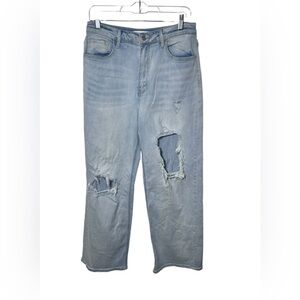 Vervet High Rise Lightwash Distressed  Straight Leg Mom Denim Jean‎ Size 30